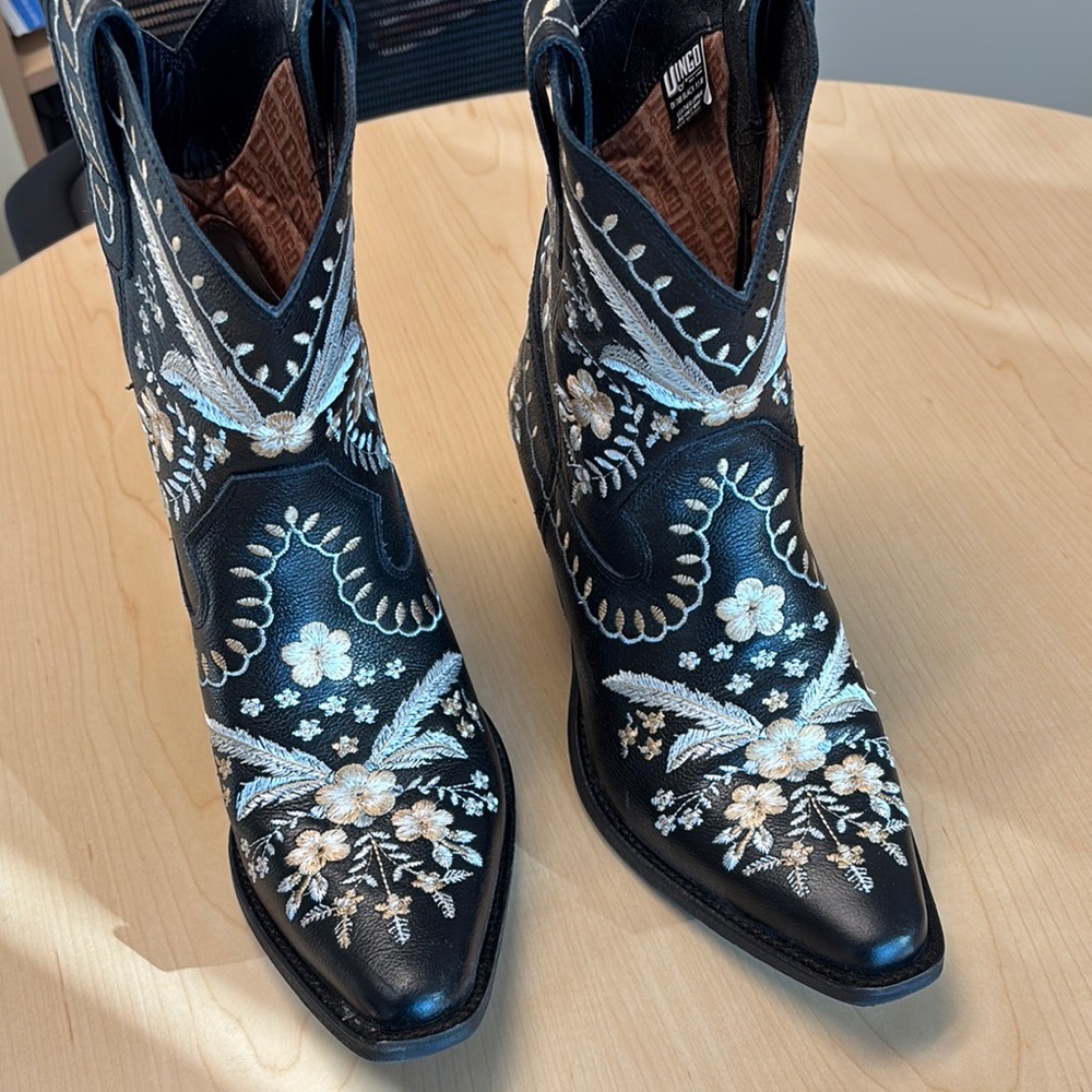 Dingo Black and White Heeled Boots with Intricate embroidery